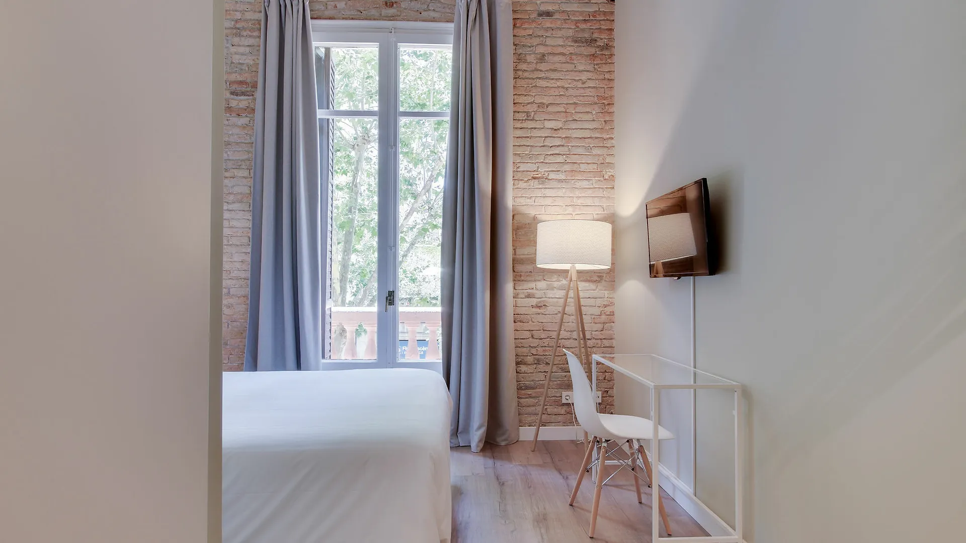 Principal B&Bcn Barcelona Bed & Breakfast